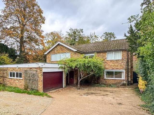 House for sale in Battlers Green, Hertsmere