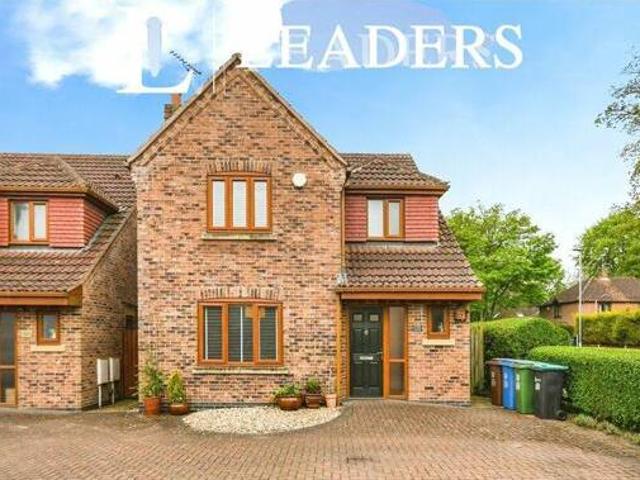 House for sale in Potters Corner, East Midlands