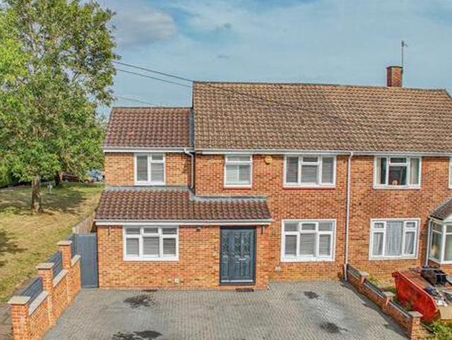 House for sale in Pouchen End, Hertfordshire