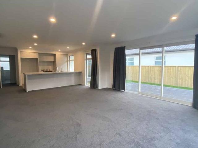 Townhouse for rent in Blenheim Central, Marlborough