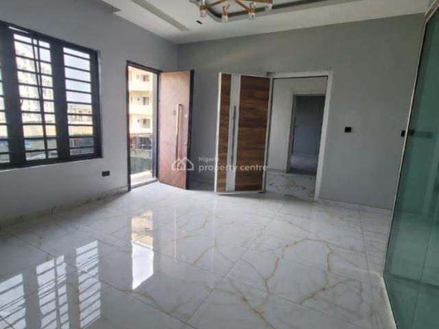 Flat for rent in Eti Osa, Lagos