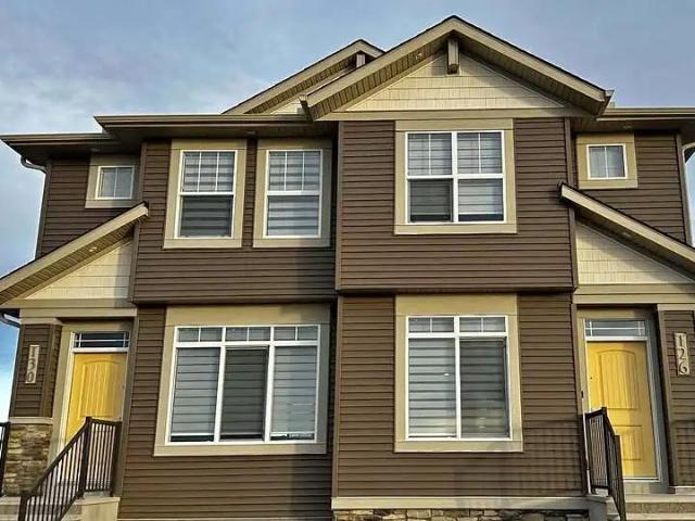 House for rent in Glacier Ridge, Calgary