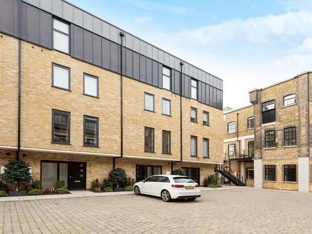 House for rent in Hammersmith, Greater London
