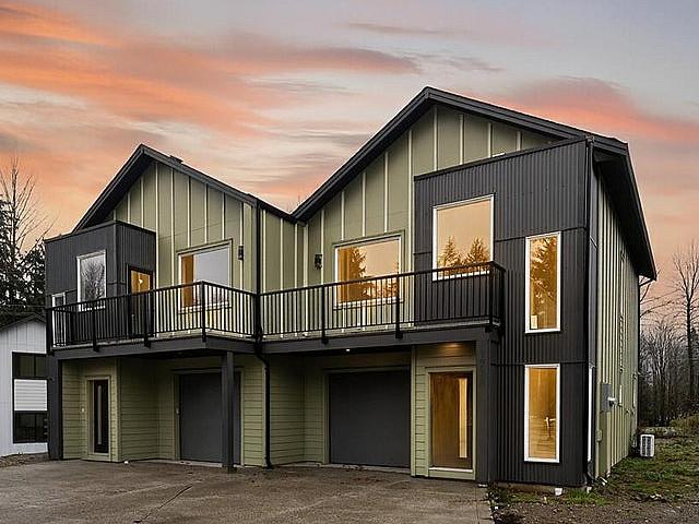 Condo for sale in British Columbia