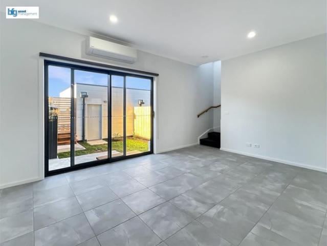 Townhouse for rent in Camerons Creek, Victoria