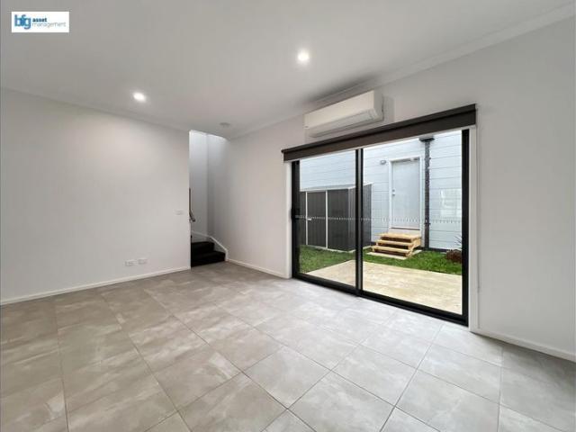 Townhouse for rent in Camerons Creek, Victoria