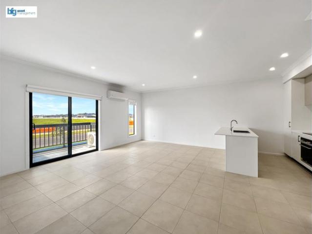 Townhouse for rent in Camerons Creek, Victoria