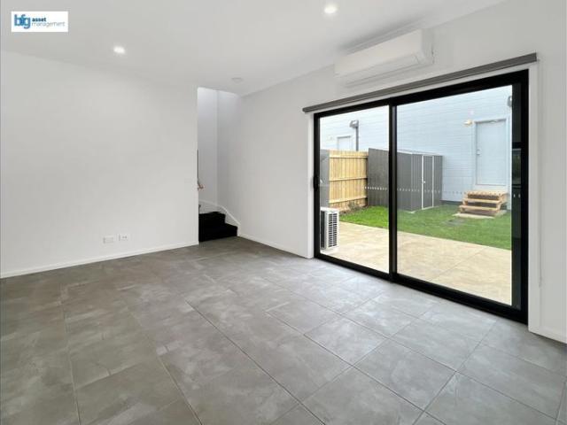 Townhouse for rent in Camerons Creek, Victoria