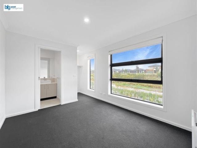 Townhouse for rent in Camerons Creek, Victoria