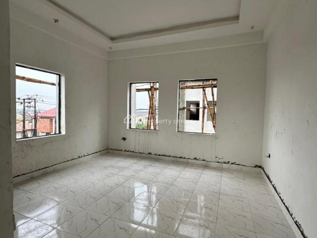 Flat for sale in Gbagada, Lagos