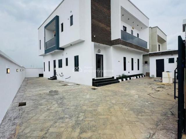 Detached duplex for sale in Ikeja , Abuja