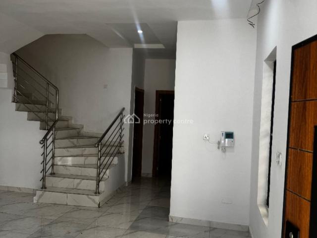 Duplex for rent in Eti Osa, Lagos