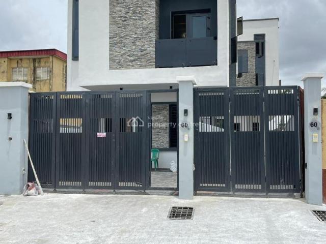 Duplex for sale in Surulere, Oyo