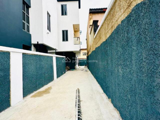 Duplex for sale in Ikeja , Abuja