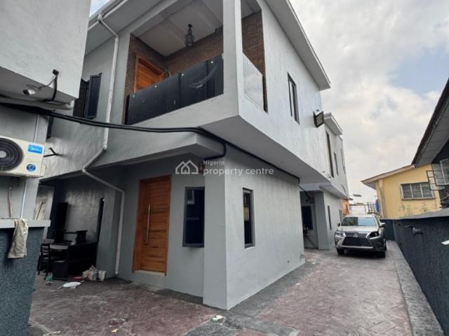 Duplex for sale in Surulere , Surulere