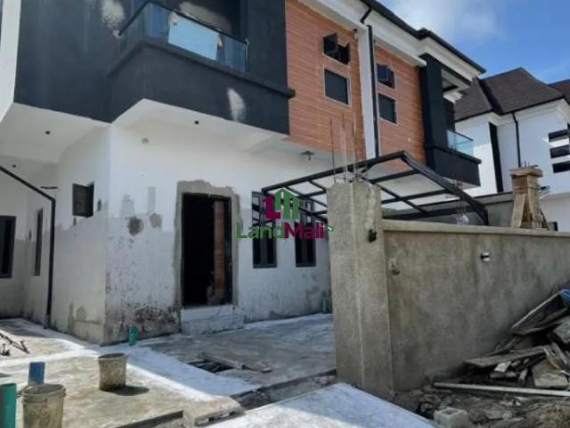 Property for sale in Victoria Island, Itirin
