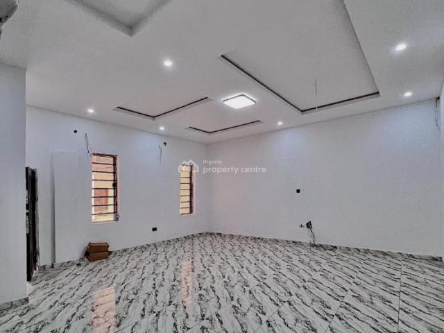 Detached house for sale in Eti Osa, Abuja