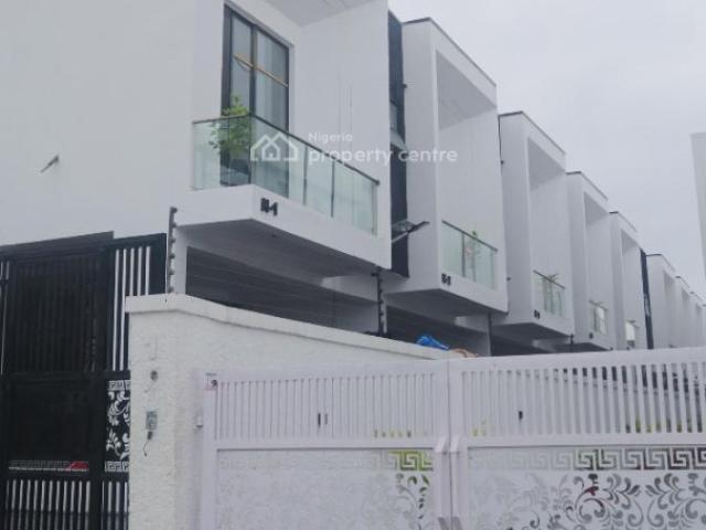 Detached house for sale in Eti Osa, Lagos