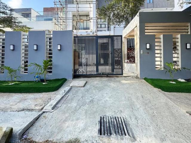 Detached duplex for sale in Eti Osa, Abuja