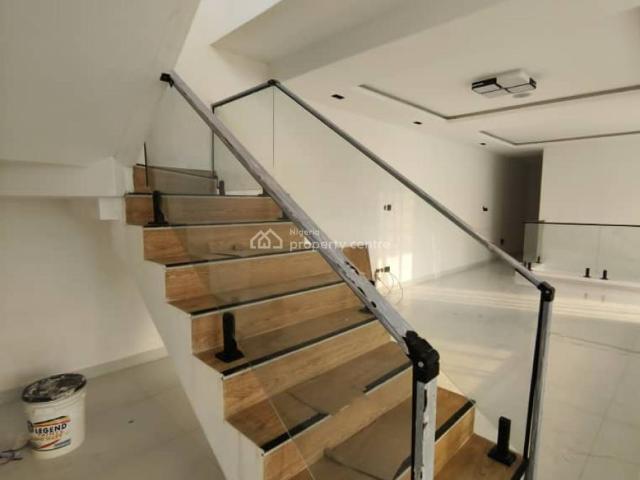 Duplex for rent in Eti Osa, Lagos