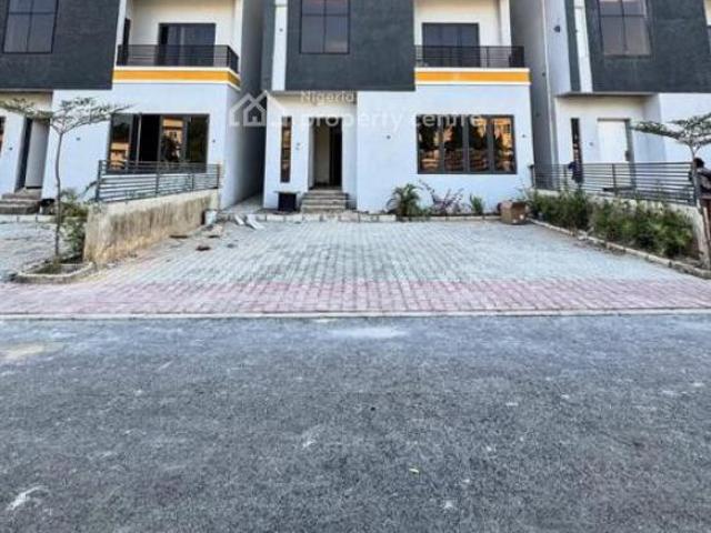 Detached house for sale in Abuja, Sokoto