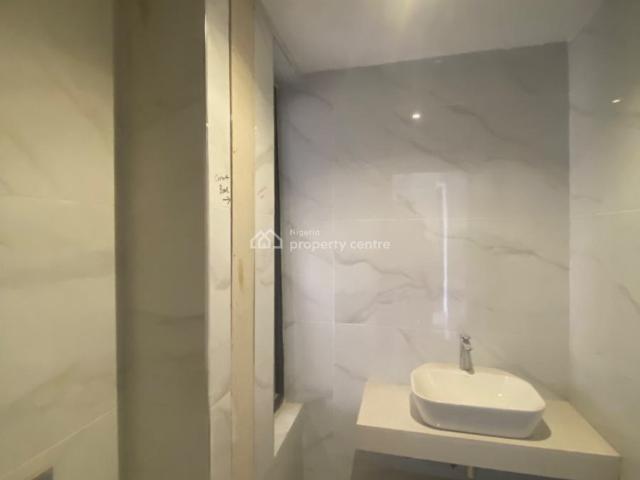 House for sale in Eti Osa, Abuja