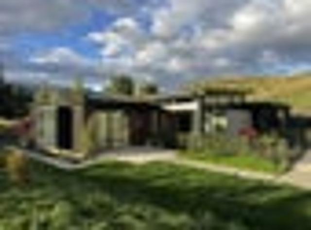 House for sale in Otakou