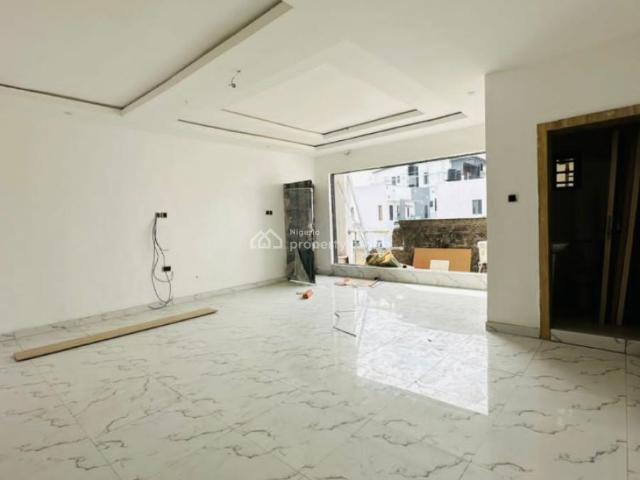 Flat for rent in Eti Osa, Lagos