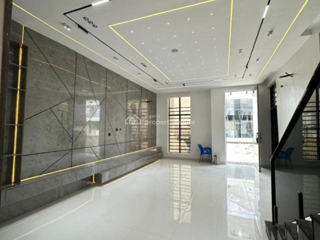 Detached duplex for sale in Eti Osa, Lagos