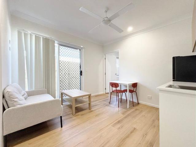 Granny Flat for rent in Toombul, Queensland