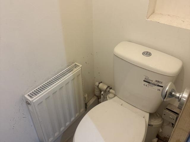 Studio for rent in Turves Green, West Midlands