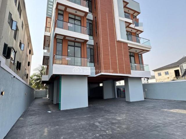 Flat for sale in Eti Osa, Lagos