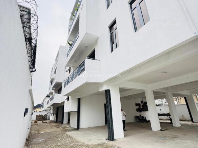 Flat for rent in Eti Osa, Lagos