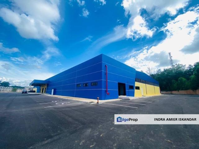 Shop for sale in Maran, Pahang