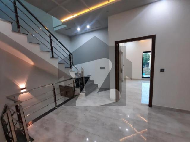 House for sale in Faisalabad, Islamabad Capital Territory