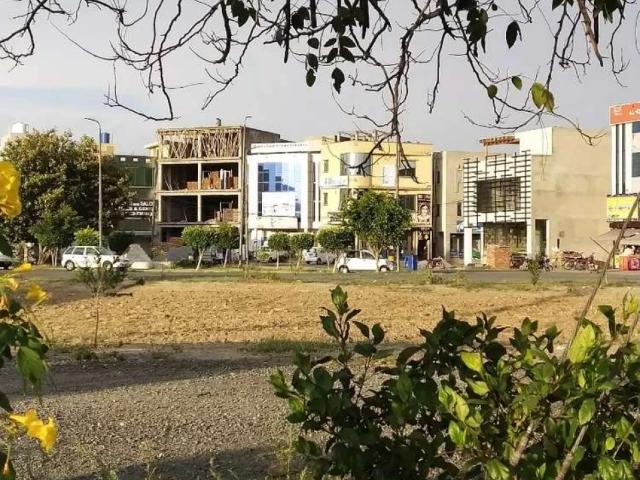 Commercial for rent in لاہور, لاہور ڈویژن