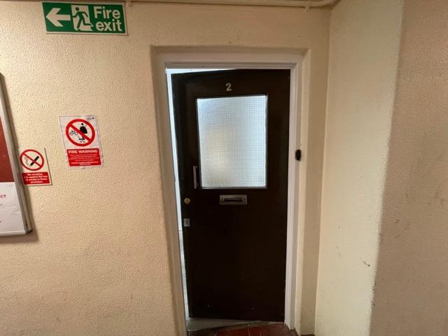 Apartment for rent in Newbury Park, Greater London