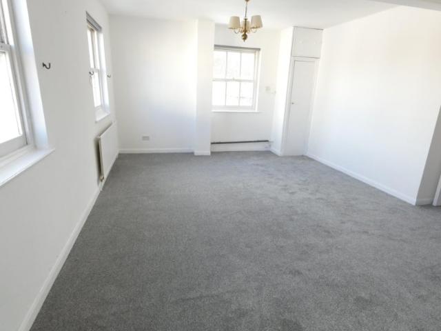 Apartment for rent in Old Ford, Bow