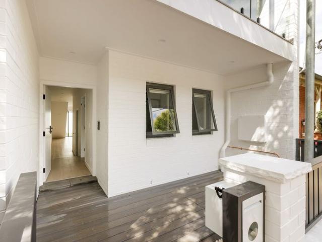Townhouse for rent in Sydney, New South Wales