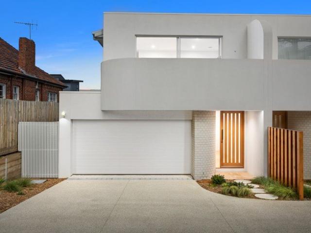 Townhouse for sale in Camerons Creek, Victoria