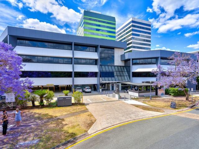 Office for rent in Toombul, Queensland