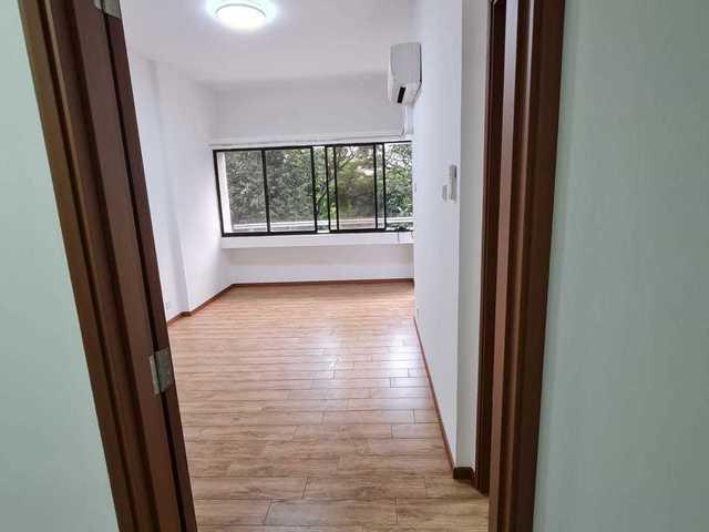 Room for rent in Telok Blangah