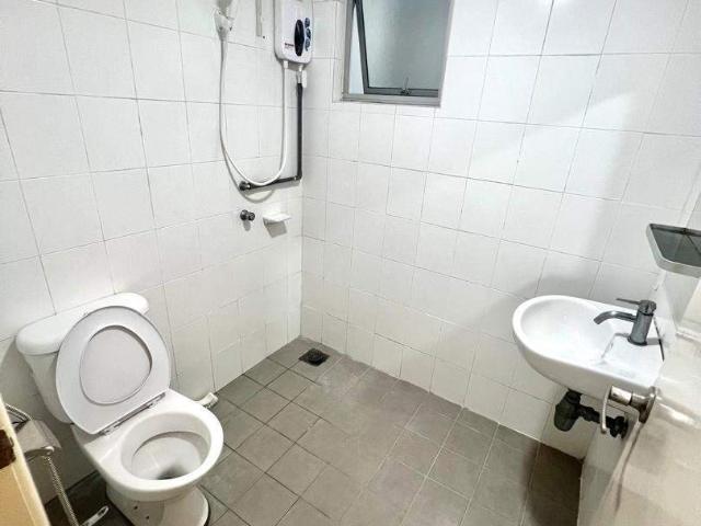 Room for rent in Petaling, Damansara Damai