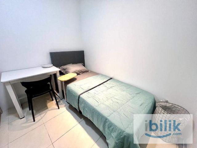Room for rent in Petaling, Damansara Damai