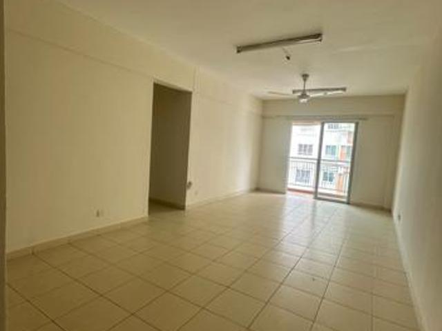 Apartment for sale in Seri Kembangan, Majlis Bandaraya Subang Jaya