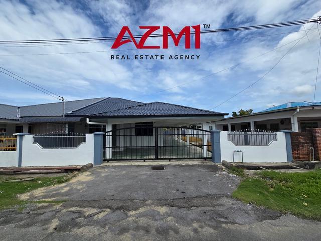 Residential House for sale in Long Miri