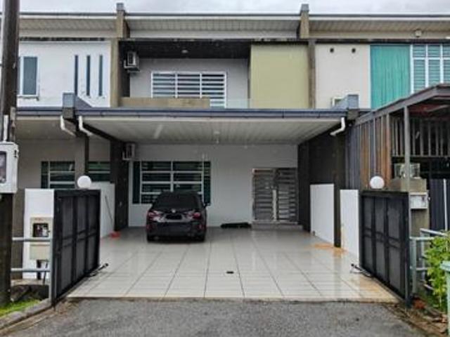 Terraced House for rent in Kuching