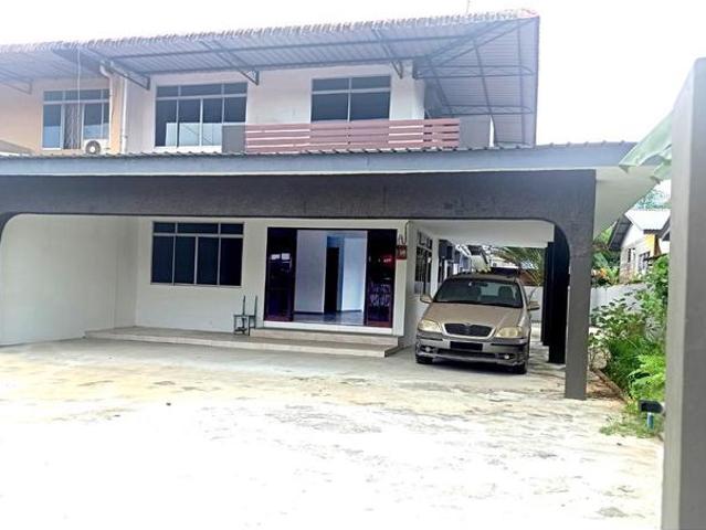 Residential House for sale in Kuching