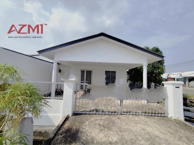 Terraced House for sale in Long Miri, Sarawak