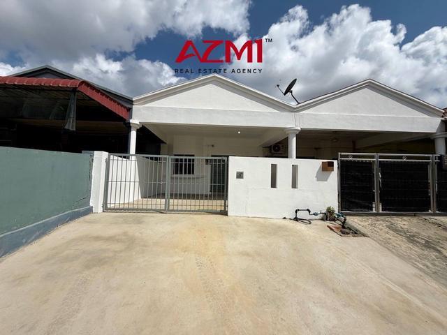 Terraced House for sale in Long Miri, Sarawak